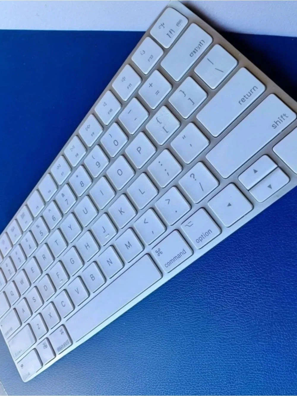 New Apple Magic Keyboard – Wireless Bluetooth – Mac & iPad